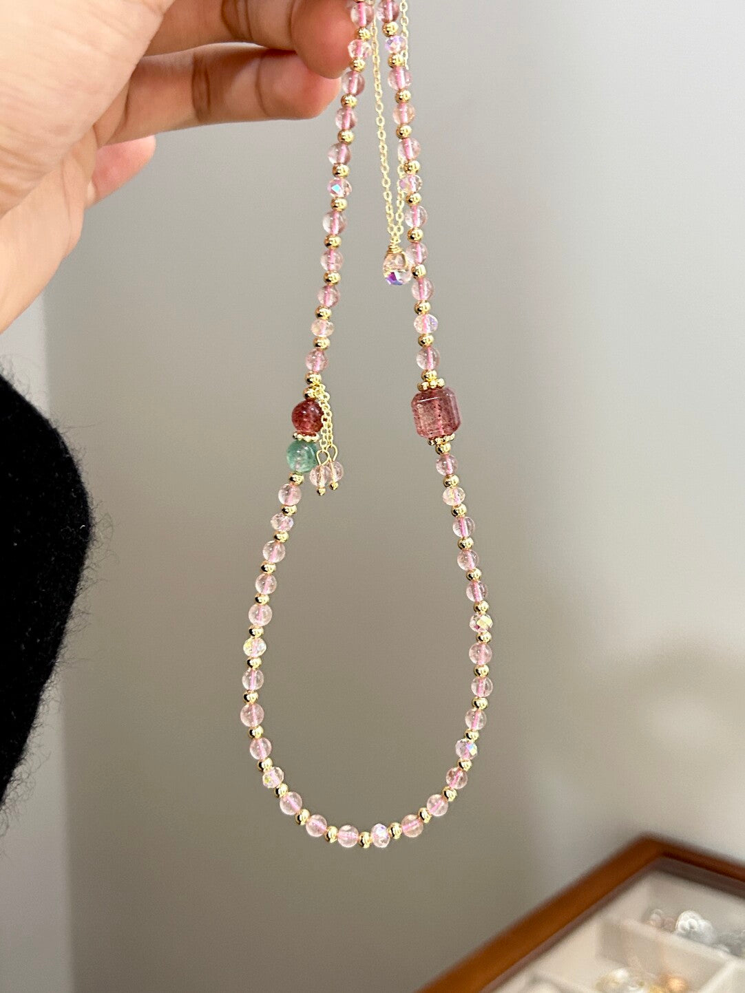 Pink Crystal Hand String Love Stone